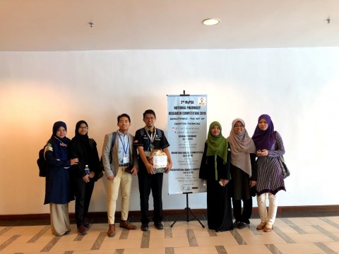 IIUM Pharmacy Student Won 2nd Place in 2nd MyPSA National Pharmacy Research Competition (NPRC) 2019