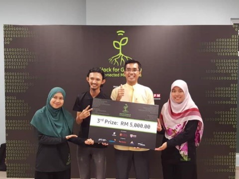 Congratulations to the IIUM Connected Mangroves Challenge 2.0 Hackathon team!!!