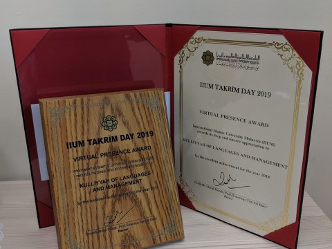 Congratulations to Kulliyyah of Languages and Management on the achievements in IIUM Takrim Day 2019