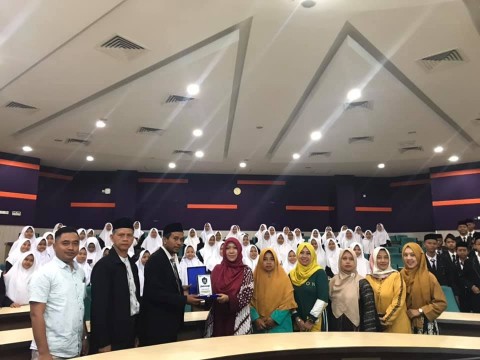 A visit from 99 guests of Pondok Pesantren Bina Insan Mulia Cirebon-Indonesia  