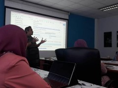 Dr Hidayu represented INHART for TRGS project with UPM 